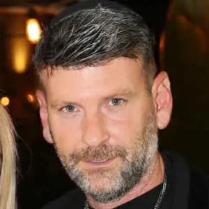שי שצברג