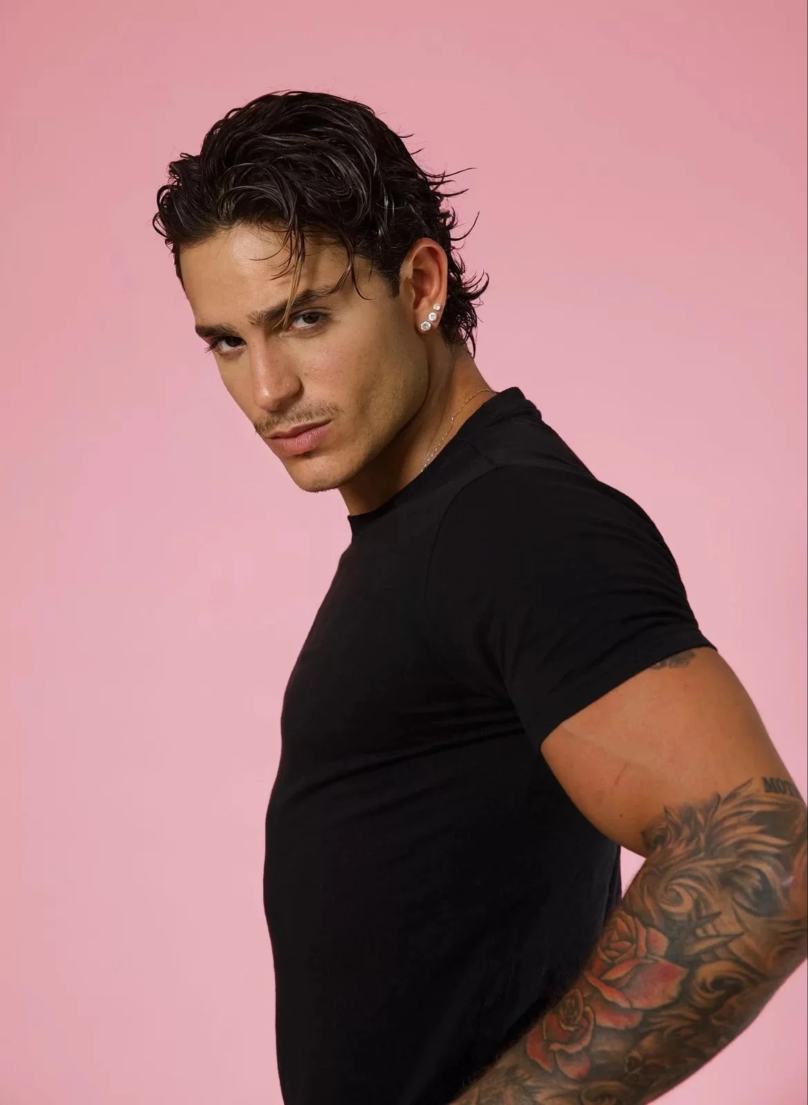 שלו ורדי עוזב לקולומביה: המפגש עם מאי ערב בדרך